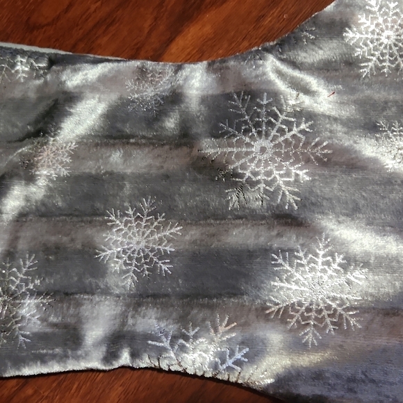 Christmas Stocking Velvet Gray Silver Snowflake New Holiday Stockings White - Picture 2 of 6